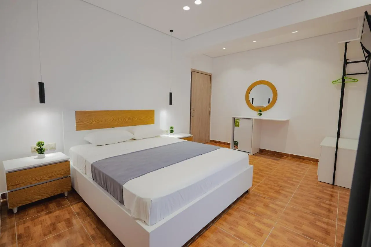 Hotel Eleana & Apartments Саранда