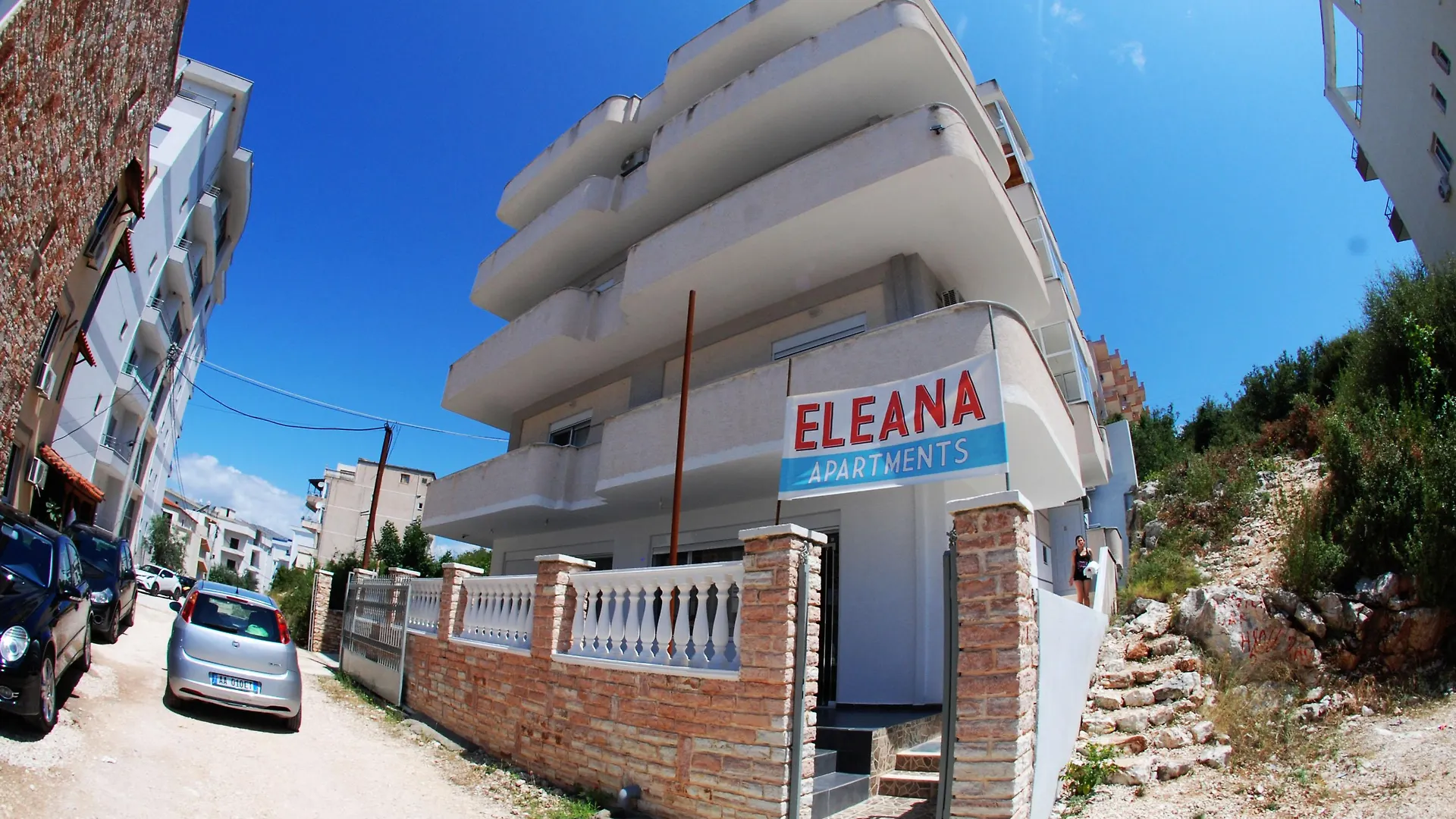 Apartments & Hotel Eleanna Sarandë