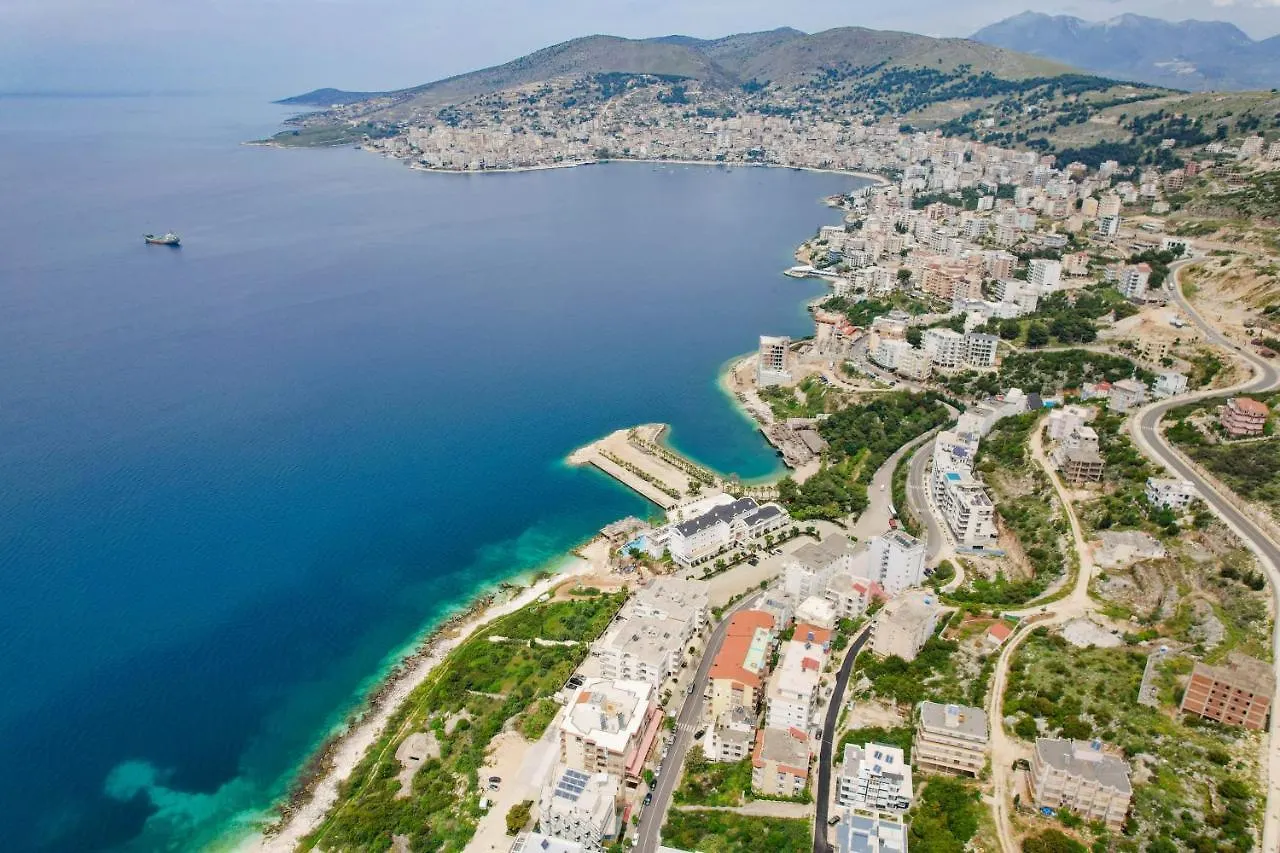 Apartments & Hotel Eleanna Sarandë