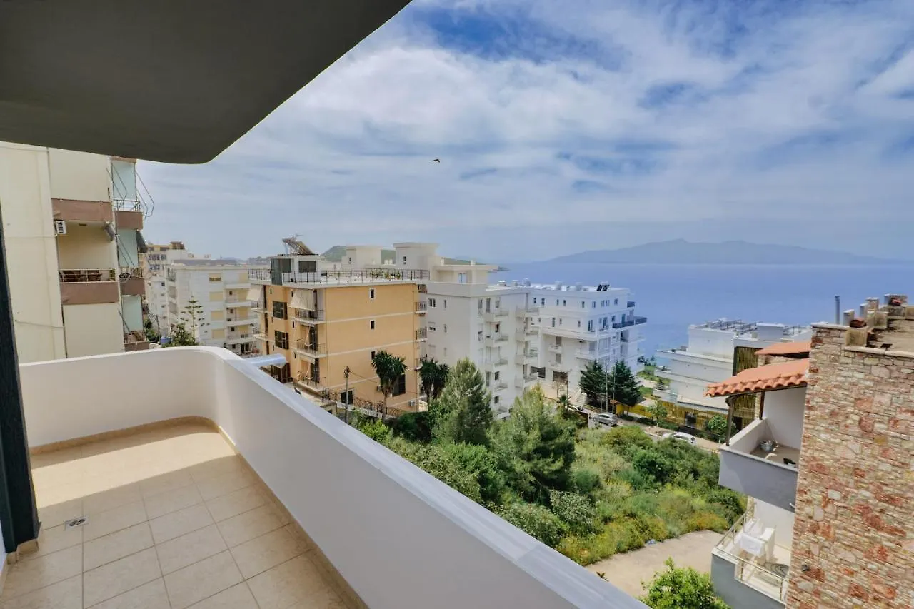 Apartments & Hotel Eleanna Sarandë