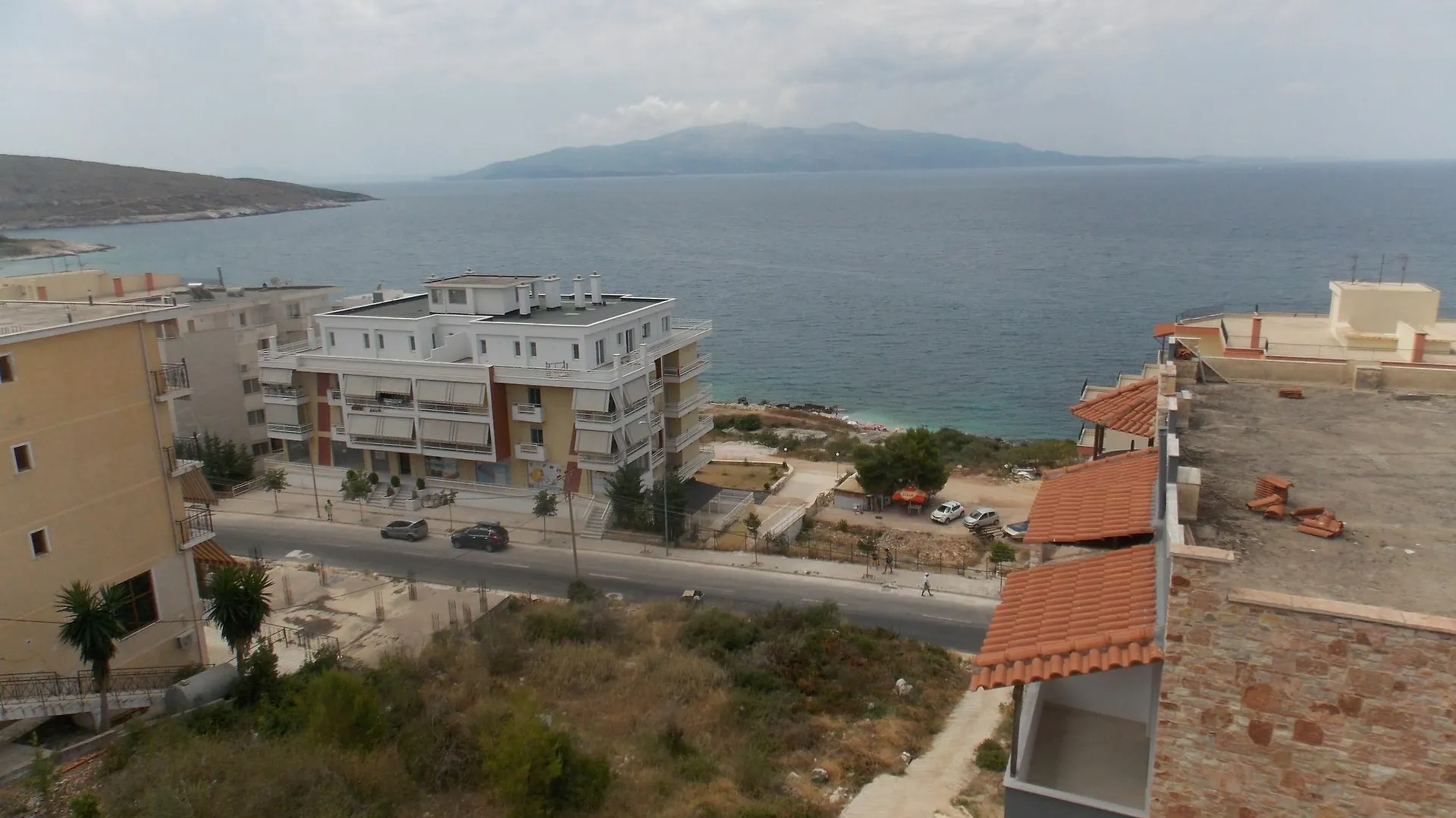 Apartments & Hotel Eleanna Sarandë